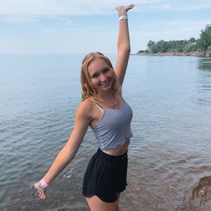 Meet your posher, Brianna :)